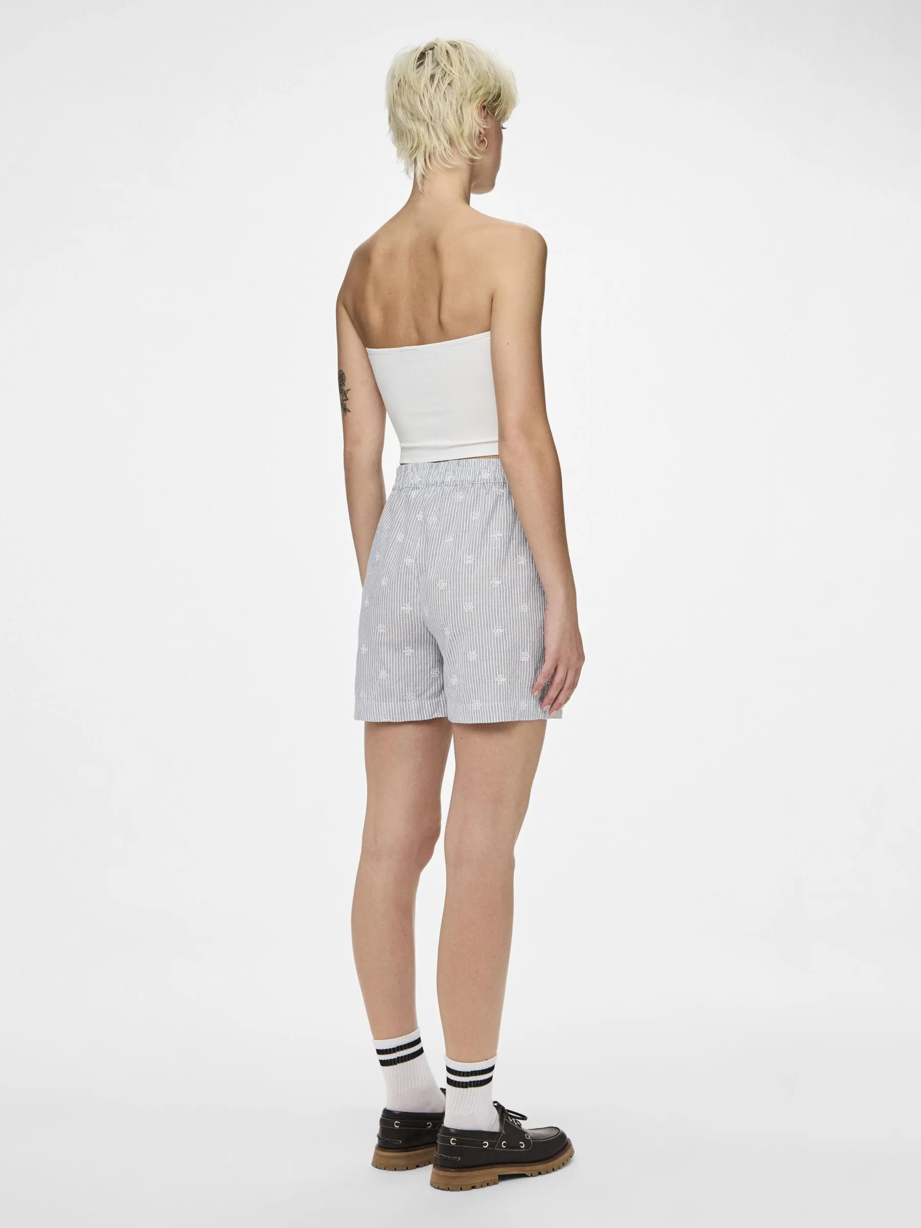 PCEMMA GEBORDUURD SHORTS